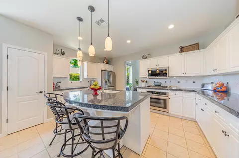 Kitchen - 1283 Coventry Ave, Clovis, CA 93611 photo 2 of 9
