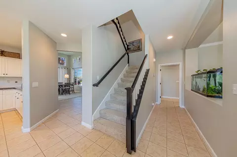 Entry Way - 1283 Coventry Ave, Clovis, CA 93611 photo 10 of 11