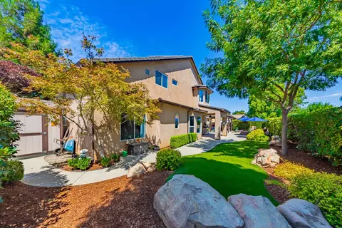 Exterior - 1283 Coventry Ave, Clovis, CA 93611 photo 19 of 20
