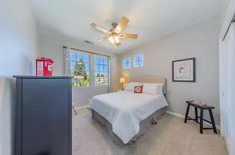 Bedroom - 1283 Coventry Ave, Clovis, CA 93611 photo 6 of 8