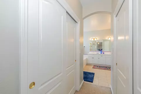 Entry Way - 1283 Coventry Ave, Clovis, CA 93611 photo 4 of 11