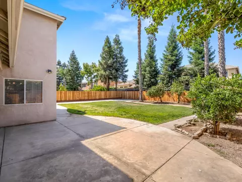 Exterior - 1897 Goshen Ave, Clovis, CA 93611 photo 2 of 5