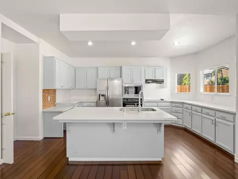 Kitchen - 1897 Goshen Ave, Clovis, CA 93611 photo 1 of 4
