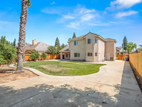 Exterior - 1897 Goshen Ave, Clovis, CA 93611 photo 5 of 5