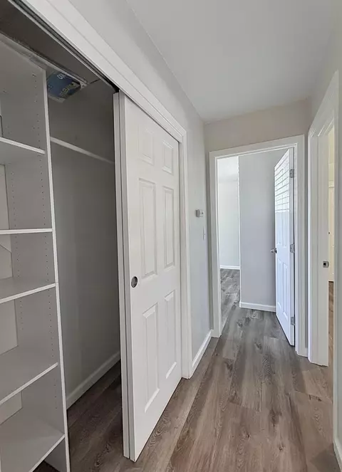 Entry Way - 441 W 10th St, Gilroy, CA 95020 photo 4 of 4