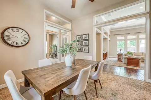 Dining - 526 W Powers, Clovis, CA 93619 photo 2 of 5