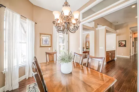 Dining - 526 W Powers, Clovis, CA 93619 photo 5 of 5