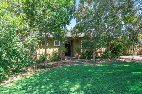 720 W Celeste Ave, Fresno, CA 93704
