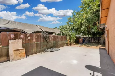 Exterior - 605 Stanley St, Exeter, CA 93221 photo 4 of 7