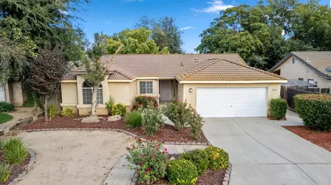 5438 N State St, Fresno, CA 93722