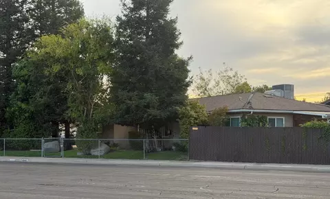 4045 N Millbrook Ave, Fresno, CA 93726