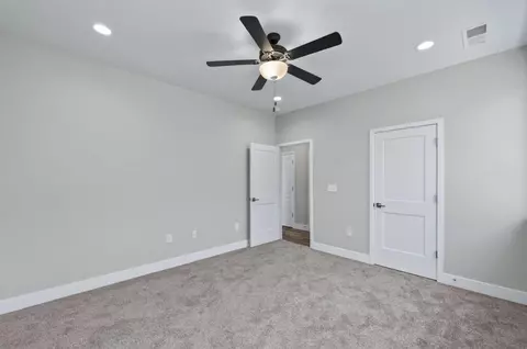 Bedroom - 16298 W David Ave, Kerman, CA 93630 photo 2 of 2