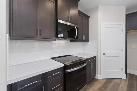 Kitchen - 16153 W Sunset Ave, Kerman, CA 93630 photo 5 of 5