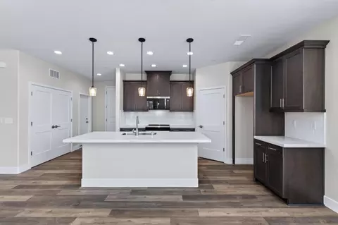 Kitchen - 16153 W Sunset Ave, Kerman, CA 93630 photo 1 of 5