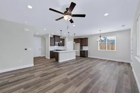Living - 16153 W Sunset Ave, Kerman, CA 93630 photo 1 of 3