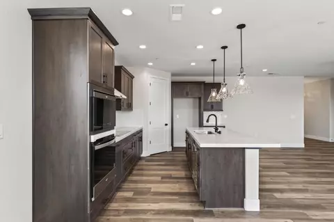Kitchen - 429 S Barcus Ave, Kerman, CA 93630 photo 3 of 4
