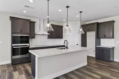 Kitchen - 429 S Barcus Ave, Kerman, CA 93630 photo 2 of 4
