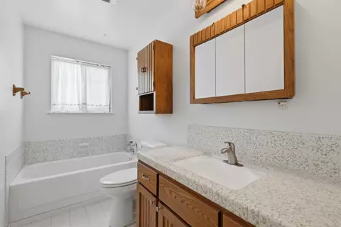 Bath - 46 S Olive St, Lemoore, CA 93245 photo 1 of 3