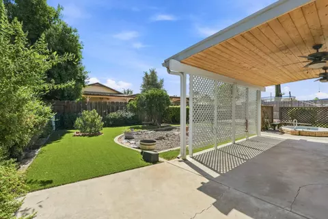 Exterior - 46 S Olive St, Lemoore, CA 93245 photo 5 of 9