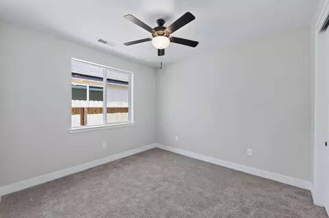 Bedroom - 16308 W David Ave, Kerman, CA 93630 photo 5 of 5