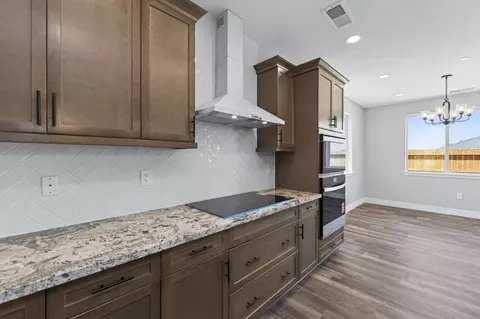Kitchen - 16308 W David Ave, Kerman, CA 93630 photo 4 of 4