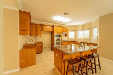 Kitchen - 3374 Keats Ave, Clovis, CA 93619 photo 1 of 2