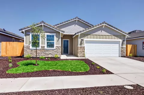 Exterior - 16270 W David Ave, Kerman, CA 93630 photo 2 of 6