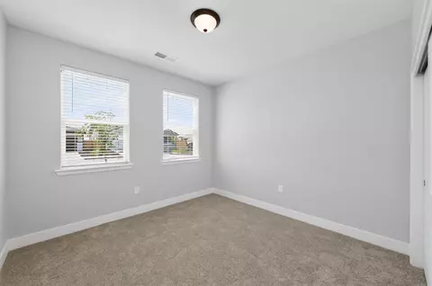 Bedroom - 16270 W David Ave, Kerman, CA 93630 photo 3 of 4