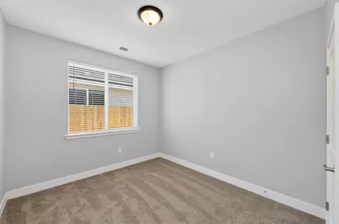 Bedroom - 16270 W David Ave, Kerman, CA 93630 photo 4 of 4