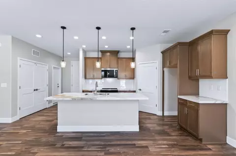 Entry Way - 16270 W David Ave, Kerman, CA 93630 photo 2 of 2