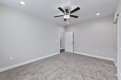 Bedroom - 16270 W David Ave, Kerman, CA 93630 photo 2 of 4