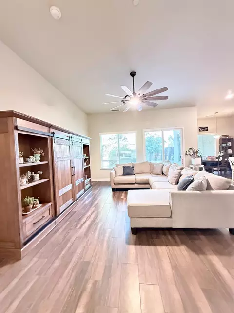 Other - 46 N Brehler Ave, Sanger, CA 93657 photo 3 of 6