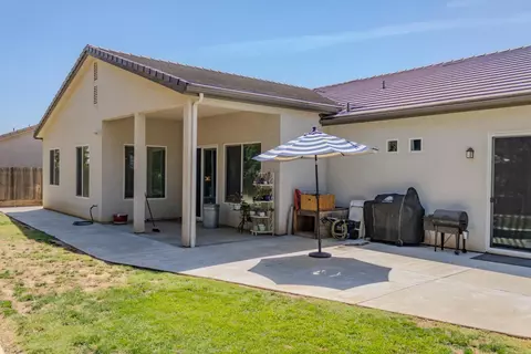 Other - 46 N Brehler Ave, Sanger, CA 93657 photo 8 of 9