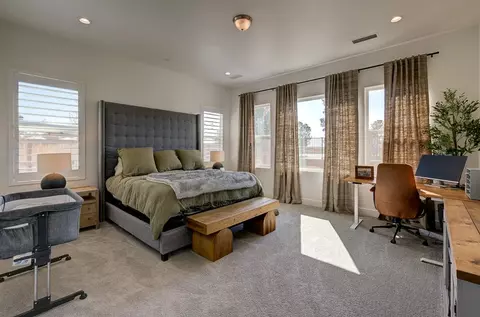 Bedroom - 1048 Beaver Pond Loop, Madera, CA 93636 photo 1 of 5