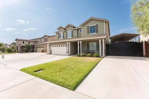 Exterior - 4317 E Cambridge Ave, Visalia, CA 93292 photo 8 of 14