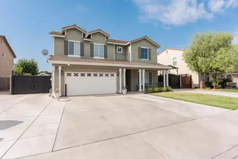 Exterior - 4317 E Cambridge Ave, Visalia, CA 93292 photo 3 of 14