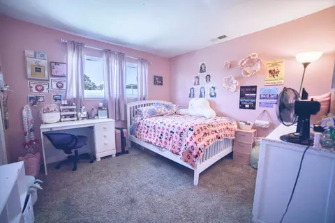 Bedroom - 11736 W Jensen Ave, Kerman, CA 93630 photo 1 of 2