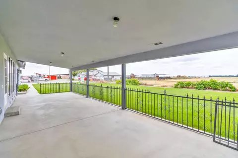 Exterior - 9200 Highway 41, Lemoore, CA 93245 photo 9 of 12