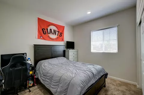 Bedroom - 3609 Pacifica Dr, Madera, CA 93637 photo 4 of 4