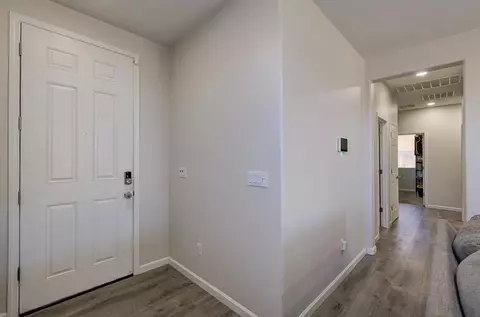 Entry Way - 3609 Pacifica Dr, Madera, CA 93637 photo 1 of 1