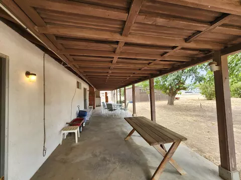 Exterior - 24624 Tropical Dr, Madera, CA 93638 photo 20 of 22