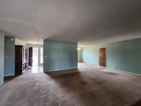 Living - 24624 Tropical Dr, Madera, CA 93638 photo 1 of 7