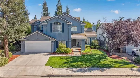 2291 E La Quinta Dr, Fresno, CA 93730