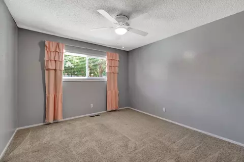 Bedroom - 4887 E Pico Ave, Fresno, CA 93726 photo 1 of 5