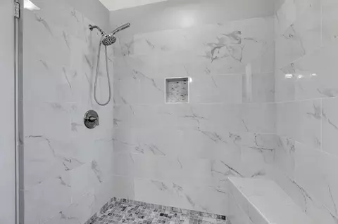 Bath - 4887 E Pico Ave, Fresno, CA 93726 photo 3 of 3
