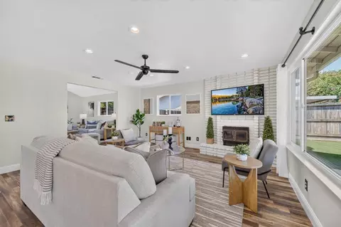 Living - 451 Mcarthur Ave, Clovis, CA 93611 photo 2 of 2