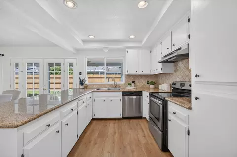 Kitchen - 451 Mcarthur Ave, Clovis, CA 93611 photo 2 of 2
