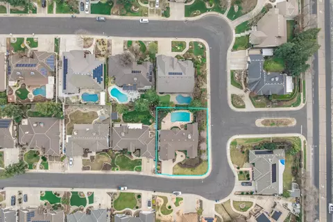 View/Area - 139 E Chestnut, Visalia, CA 93277 photo 6 of 6