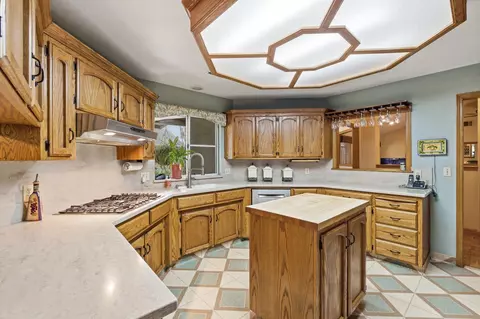 Kitchen - 139 E Chestnut, Visalia, CA 93277 photo 3 of 6