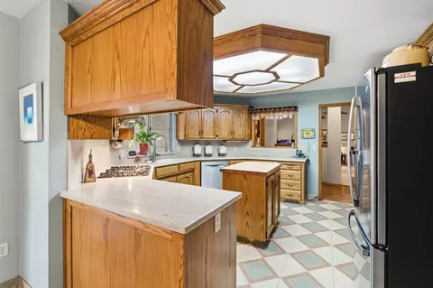 Kitchen - 139 E Chestnut, Visalia, CA 93277 photo 2 of 6